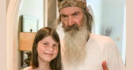 With tears in their eyes, Jase and Missy Robertson make the heartbreaking announcement.