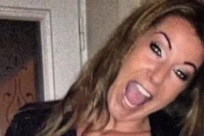 Teacher Suspended For Posting ‘Provocative’ Selfie On Facebook. See it below!